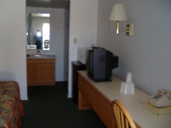 Western Motel Ranchester image 5